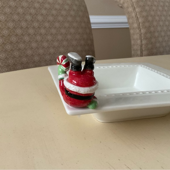 Christmas Santa With Peppermint Platter Decoration - Your Choice 🎅 - Picture 9 of 16